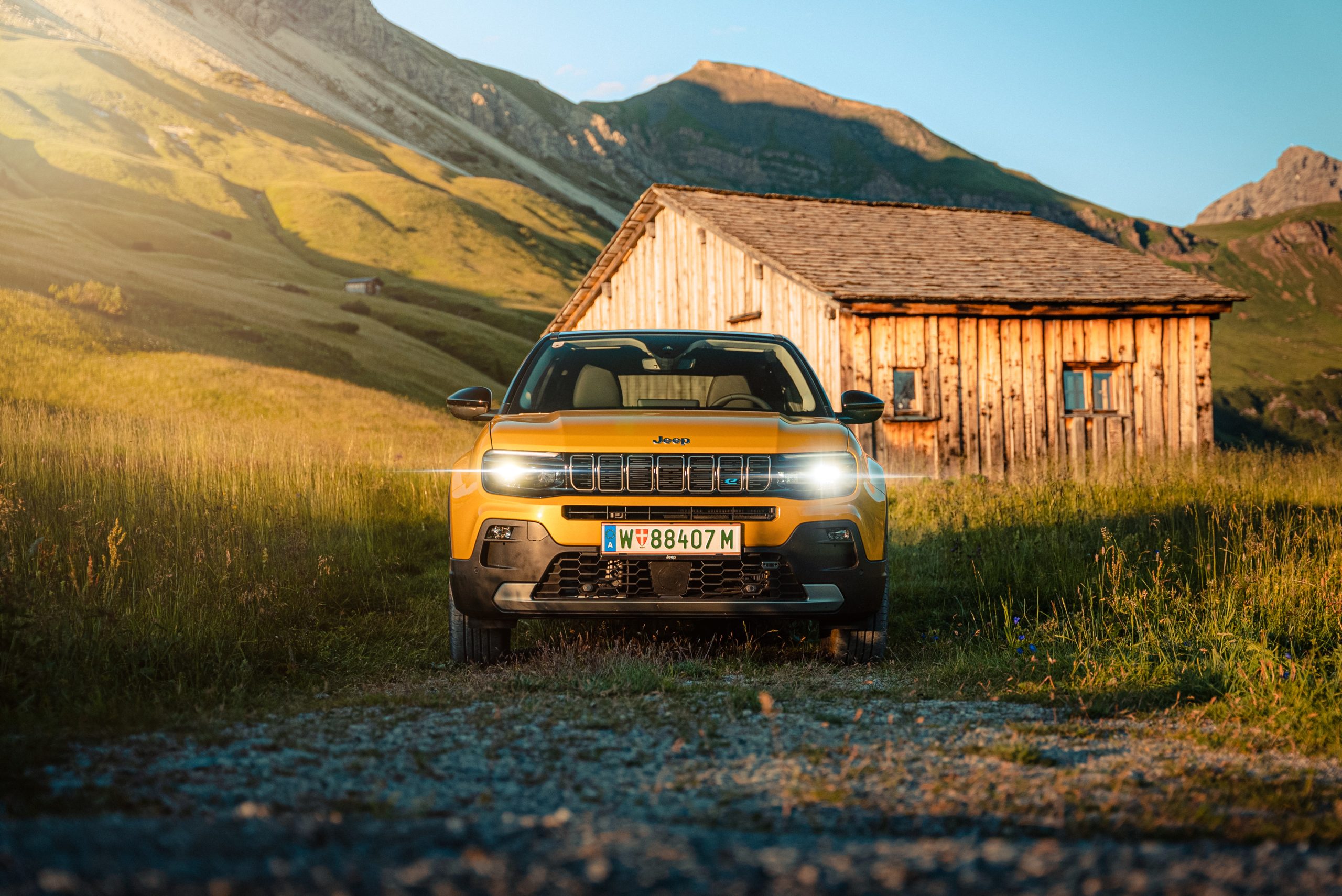 JeepAT_01_NikoSeymour